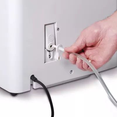 Built-in condensate pump, ready to plug in